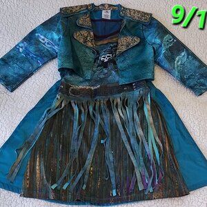 Girls Disney Descendents Uma set Size 9/10